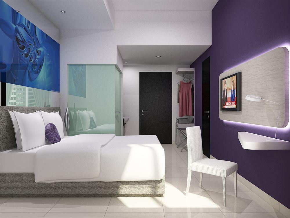G Suites Hotel By Amithya Surabaya Eksteriør bilde