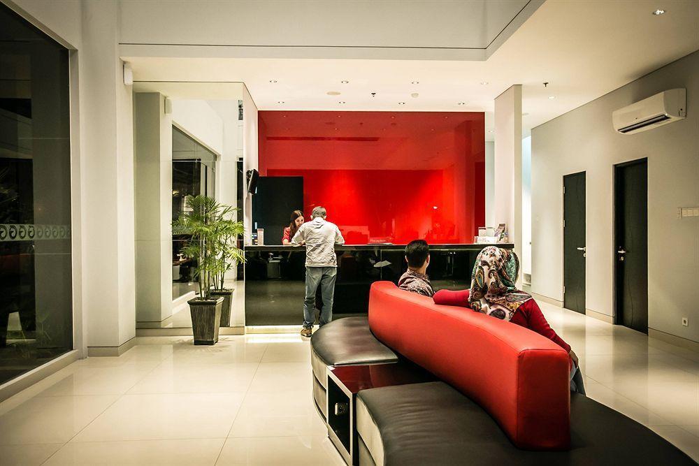 G Suites Hotel By Amithya Surabaya Eksteriør bilde