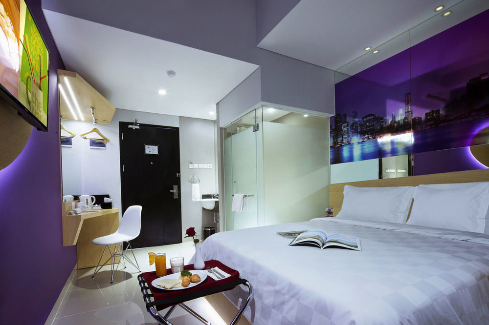 G Suites Hotel By Amithya Surabaya Eksteriør bilde