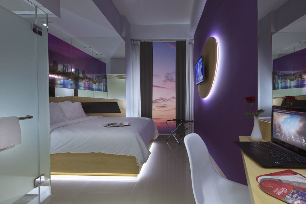 G Suites Hotel By Amithya Surabaya Eksteriør bilde